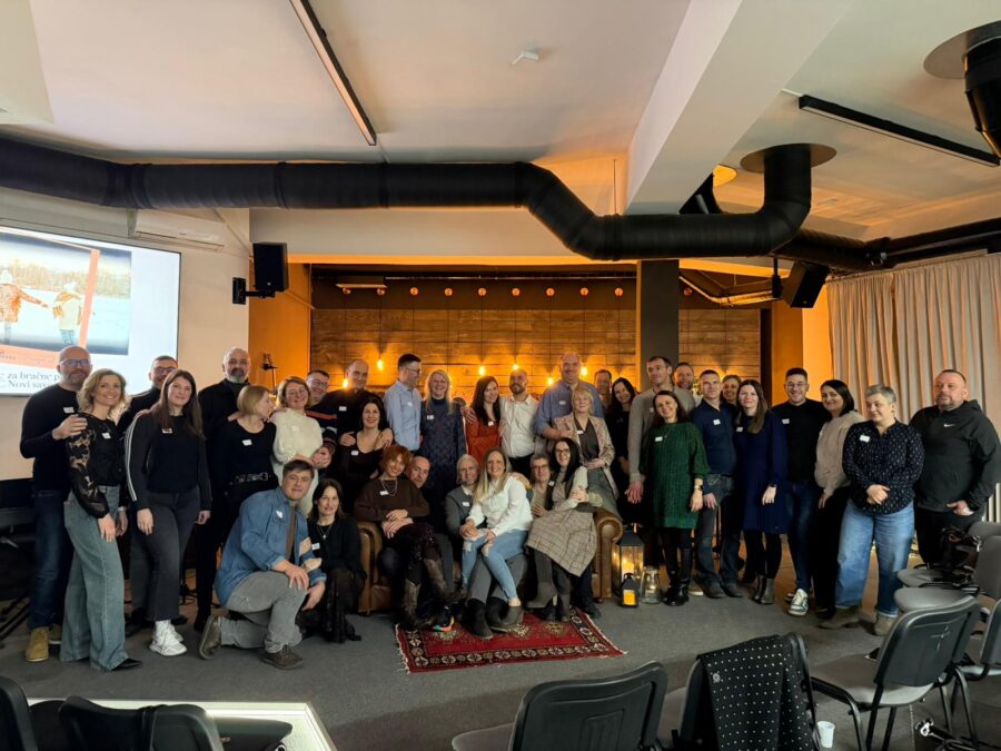 Druženjem bračnih parova obilježen početak Tjedna braka 03 - EC Novi savez