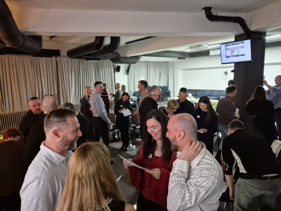 Druženjem bračnih parova obilježen početak Tjedna braka 01 - EC Novi savez