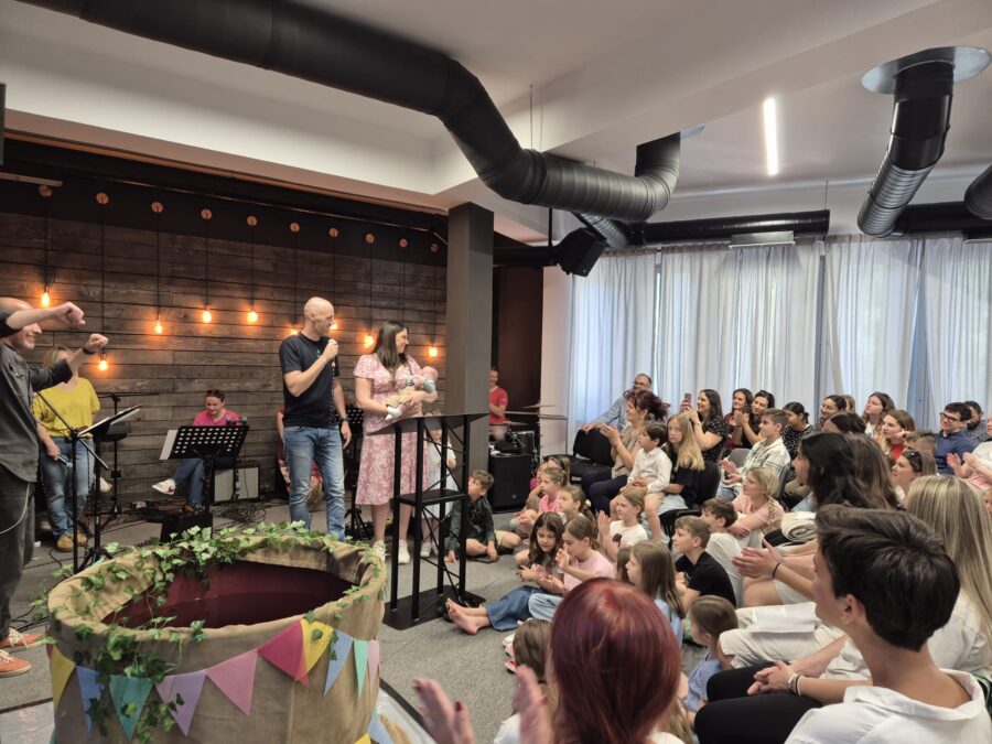 Pentekost u znaku radosti, zajedništva i novih početaka 08 - EC Novi savez